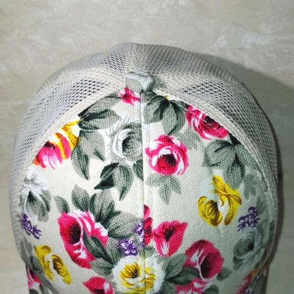 NEW Women's Adjustable Floral Canvas & Mesh Ballcap - Picture 10 of 16